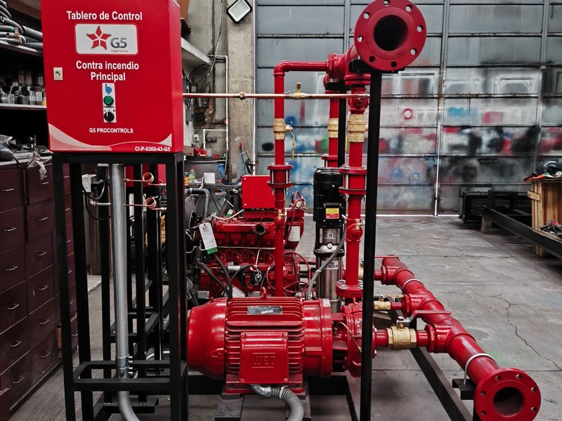 Paquete de bombeo contra incendio con su tablero de control, armado por Promit